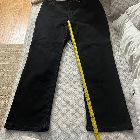 Jones New York Jeans - Beautiful Black Pants - Lexington Straight - Size 12 - Picture 15 of 16